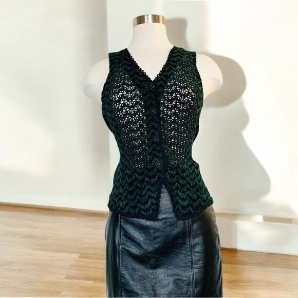 Vintage Wrapper Black Green Crochet Vest Tuxedo S Boho Daisy - Picture 1 of 8